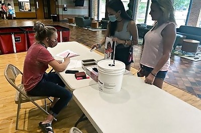 Another American ritual the pandemic has warped: college arrivals