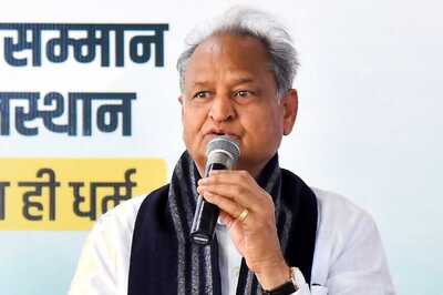 'Why No Complimentary Stay for Me?' Ashok Gehlot on Son Vaibhav's Alleged Links With Hotel