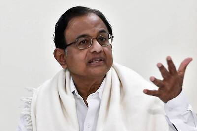 Why Are Banks Not Exchanging Old Notes If No Shortage, Asks Chidambaram
