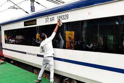 Independence Day 2021: PM Modi Announces 75 Vande Bharat Trains on Azadi Ka Amrit Mahotsav