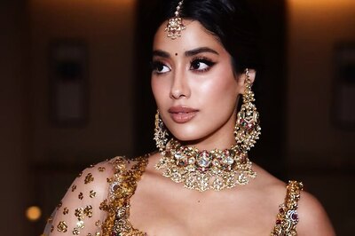 Janhvi Kapoor Denies Using PR Machinery For Positive Social Media Comments: ‘Itna Budget...'