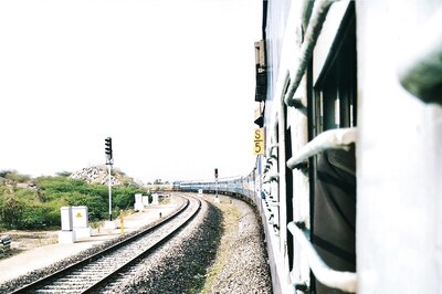 Indian Railways Abolished 72,000 Posts Across Zones in 6 Years, Here’s Why