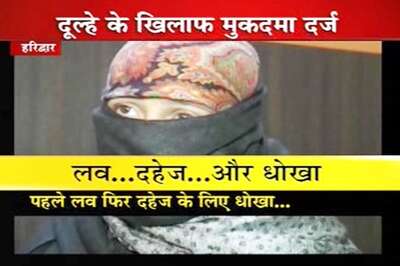 Boy demands car in dowry, girl slits her wrist