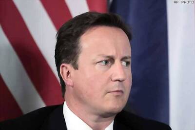 British PM David Cameron arrives on three-day India visit