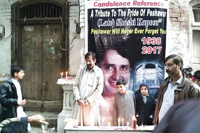 Remembering Shashi Kapoor: Peshawar Holds Memorial for the Veteran Actor Outside His Ancestral Haveli