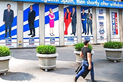 Two Fox Contributors Quit, Citing 'IrresponsIble' Voices