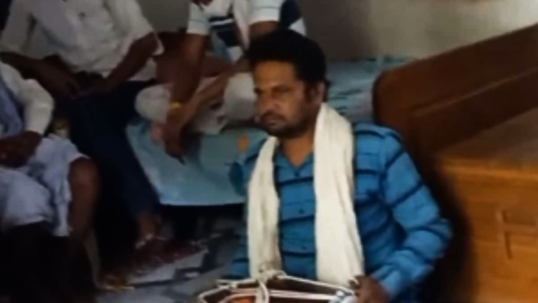Why Locals In This Bundelkhand Village Do Kirtans All Year Round