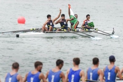 Indian Rowers Leave for Tokyo for Olympic Qualifying Event