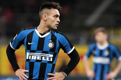 Barcelona Offer Inter Striker Lautaro Martinez Contract Extension Double Wages