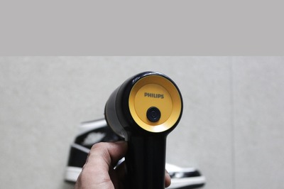 Philips Sneaker Cleaner Review: Should You Spend Rs 2,949 For A Shoe Cleaning Device?