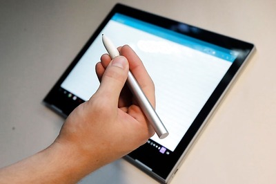 Google Begins Testing Its Fuchsia OS on Pixelbook