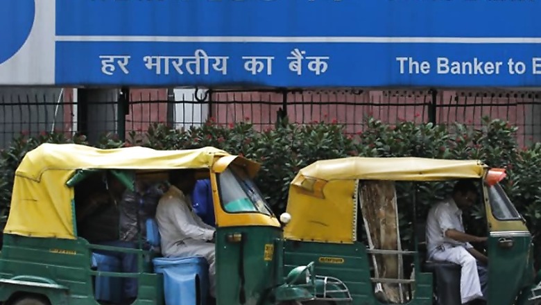 SBI, Bank of Baroda Limit Cash Withdrawals from Micro-ATMs of Other Banks: Report