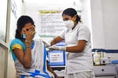 'Come After 5 Days': K'taka Vaccination Centre Denies Jab To Menstruating Women Citing Post-Covid Issues