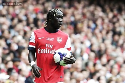 Arsenal's Bacary Sagna out for three weeks with hamstring injury