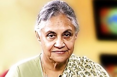 Bulldozers have Delhi CM on back foot