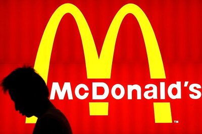 Not Enough Ketchup in Food Bag, US Woman Chokes McDonald's Manager