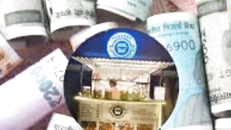 In Andhra Pradesh, MBA Graduate Turns Pani Puri Passion Into Thriving Business