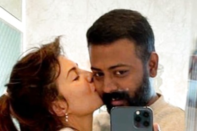 Sukesh Chandrashekhar Calls Jacqueline Fernandez 'Baby Girl', Sends Her Gift and Letter On Birthday