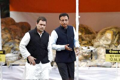 Rahul Gandhi, Randeep Surjewala Asked to Appear Before Gujarat Court in Defamation Case