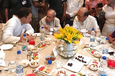 Pranab Makes Brief Appearance at Rahul Gandhi’s Iftar Party Amid Opposition Show of Strength