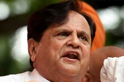 Congress Leader Ahmed Patel Admitted to ICU Weeks After Testing Covid Positive, Family Says 'Under Medical Observation'