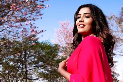 Actress Sara Annaiah Slays Traditional Look In Radiant Pink Saree