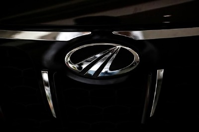 Anand Mahindra Invites Tesla’s CEO Elon Musk to Manufacture EVs in India