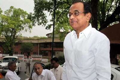 Chidambaram reviews rehab work in Assam