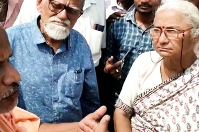 Odisha: Supporters of Steel Plant Block Activist Medha Patkar's Entry to Dhinkia Village