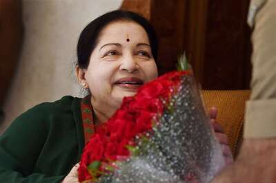 Stalin Visits Hospital, Talks to Doctors on Jayalalithaa's Health