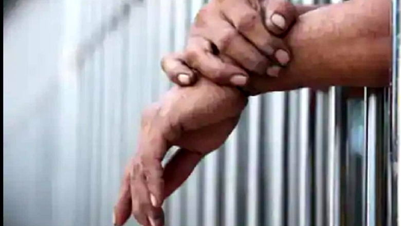 Chhattisgarh Cop Inflicts Multiple Burns on Toddler with Cigarette Butts, Thrashes Her Mother; Arrested