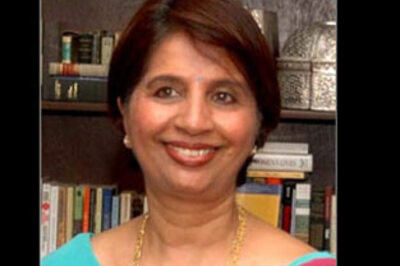 Indian minister avoids Hindi controversy in Nepal