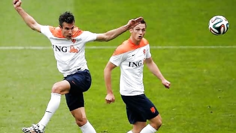 Football World Cup: Dutch get down to business in Rio