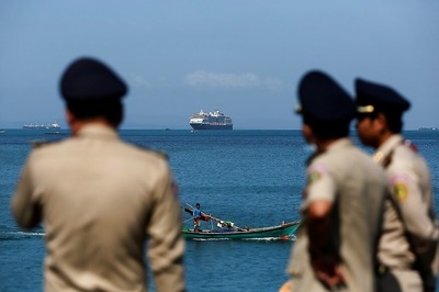 Cruise Ship Turned Away by Five Countries Over Coronavirus Fears Arrives in Cambodia