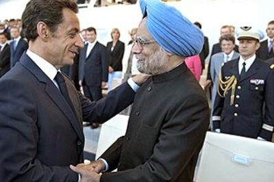 Historic first: 400 Indian soldiers march in Paris