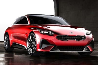 Kia Goes Sporty with Ceed Shooting Brake and Crossover Variants