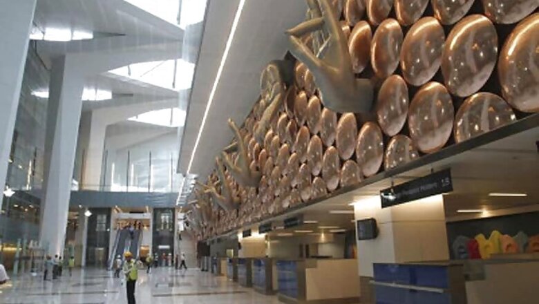 Gold Worth Rs 34 Lakh Seized from a Toilet at Delhi Airport
