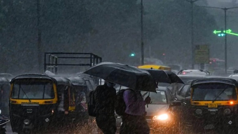 Heavy Rain Expected in UP, Orange Alert Issued For 16 Districts