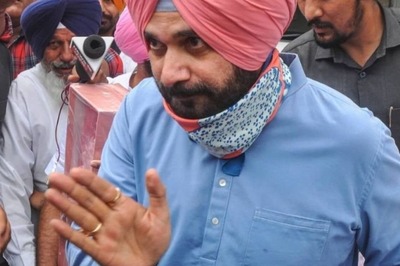 Did Sidhu Score Own Goal With Resignation? Hunt On for Substitute as Top Brass Looks to Cut Leader to Size