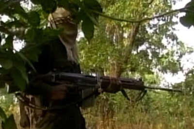 Naxals kill four CPI-M workers in West Bengal