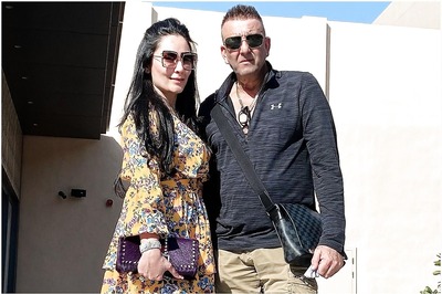 Sanjay Dutt Gifts 4 Flats Worth Rs 100 Crore to Maanayata, She Returns Them in a Week