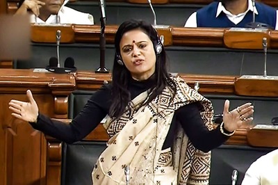 Journalists, Political Leaders Slam TMC's Mahua Moitra for 'Two Paisa-worth Media' Remark