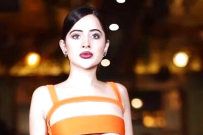 Urfi Javed Alleges Uber Driver Vanished With Her Luggage in Delhi, Came Back Drunk