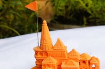 Bengal Teacher Creates Miniature Ayodhya Ram Temple With Chalk