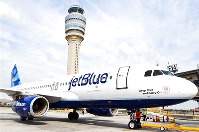 Eight Feared Dead After Two Planes Collide Over US Lake