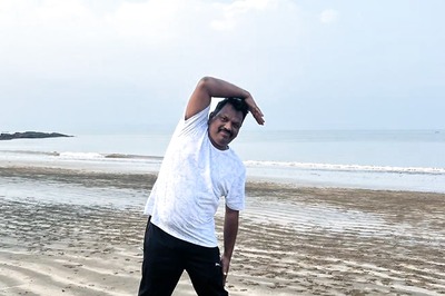 In Track Pants & Sports Shoes, Cong in Goa 'Flexes Muscles' at Bambolim Beach Day Before Poll Results