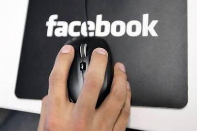 It's official! More Facebook friends means more stress