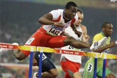 World record holder Robles wins 110m hurdles gold