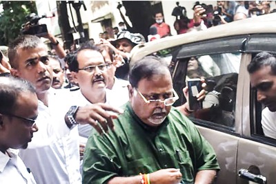 Bengal SSC Scam: Woman Throws Shoes at Former Minister Partha Chatterjee