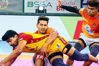 PKL: Table-toppers Puneri Paltan Rout Lackluster Telugu Titans 60-29